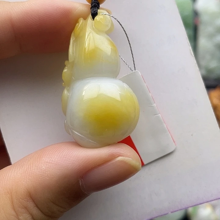 翡翠未镶嵌颈饰天然翡翠