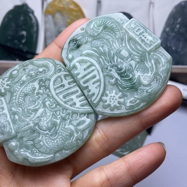 翡翠未镶嵌挂件翡翠