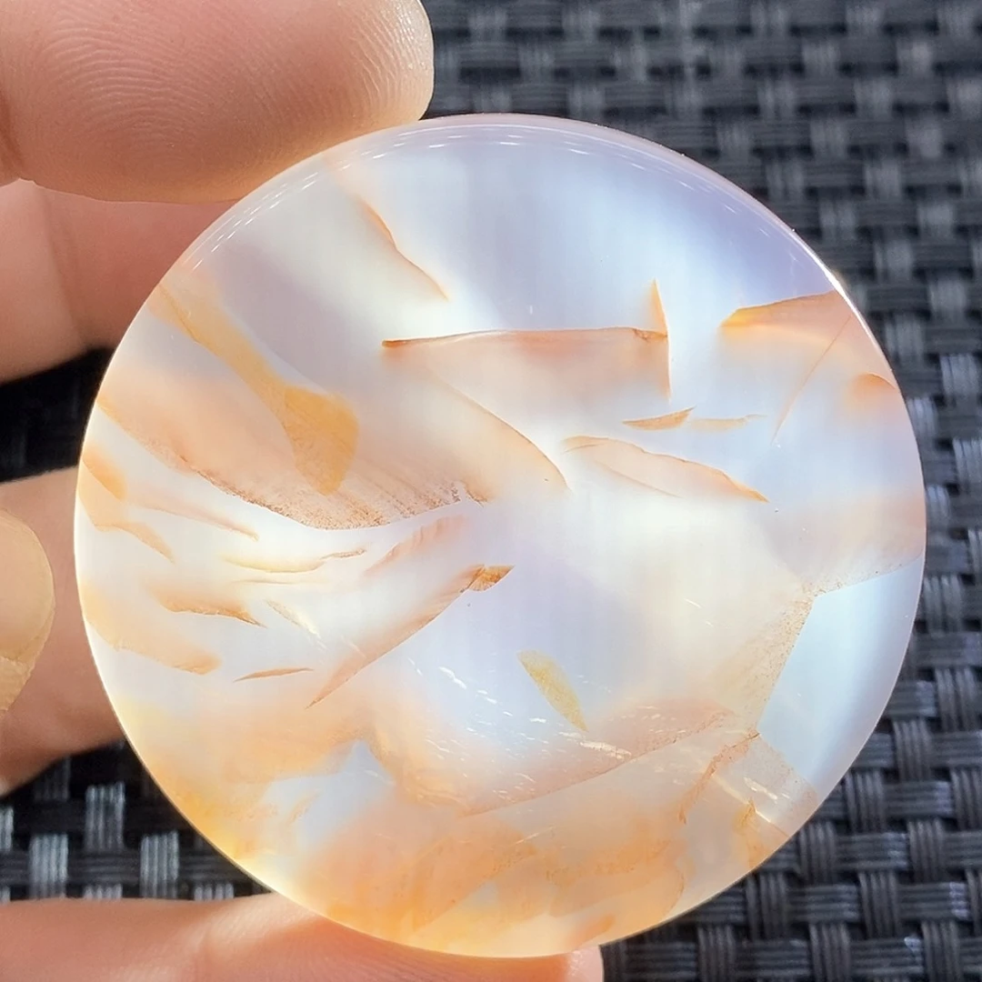 玛瑙/玉髓颈饰未镶嵌晒**?