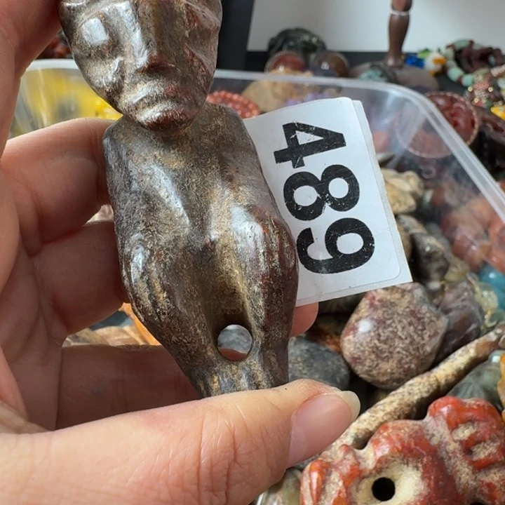 二***爷和田玉未镶嵌颈饰