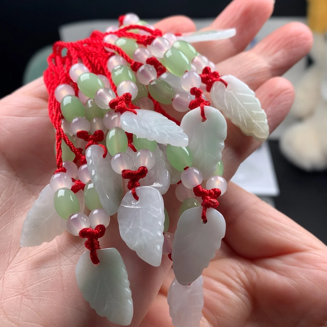 翡翠未镶嵌颈饰多样性发1