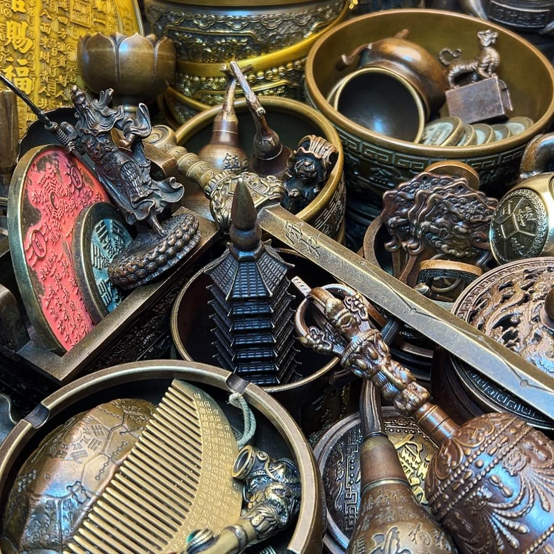 精美铜器工艺品等