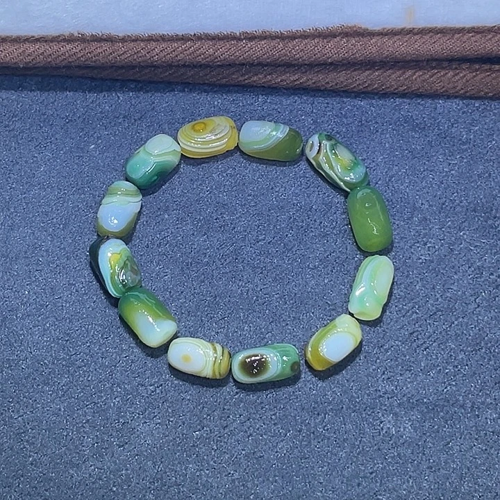 玛瑙/玉髓未镶嵌珠宝奇石