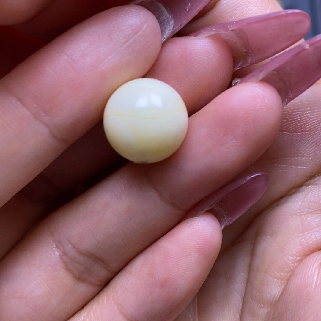 蜜蜡未镶嵌珠宝奇石浓白妖花一线天圆珠13.5mm