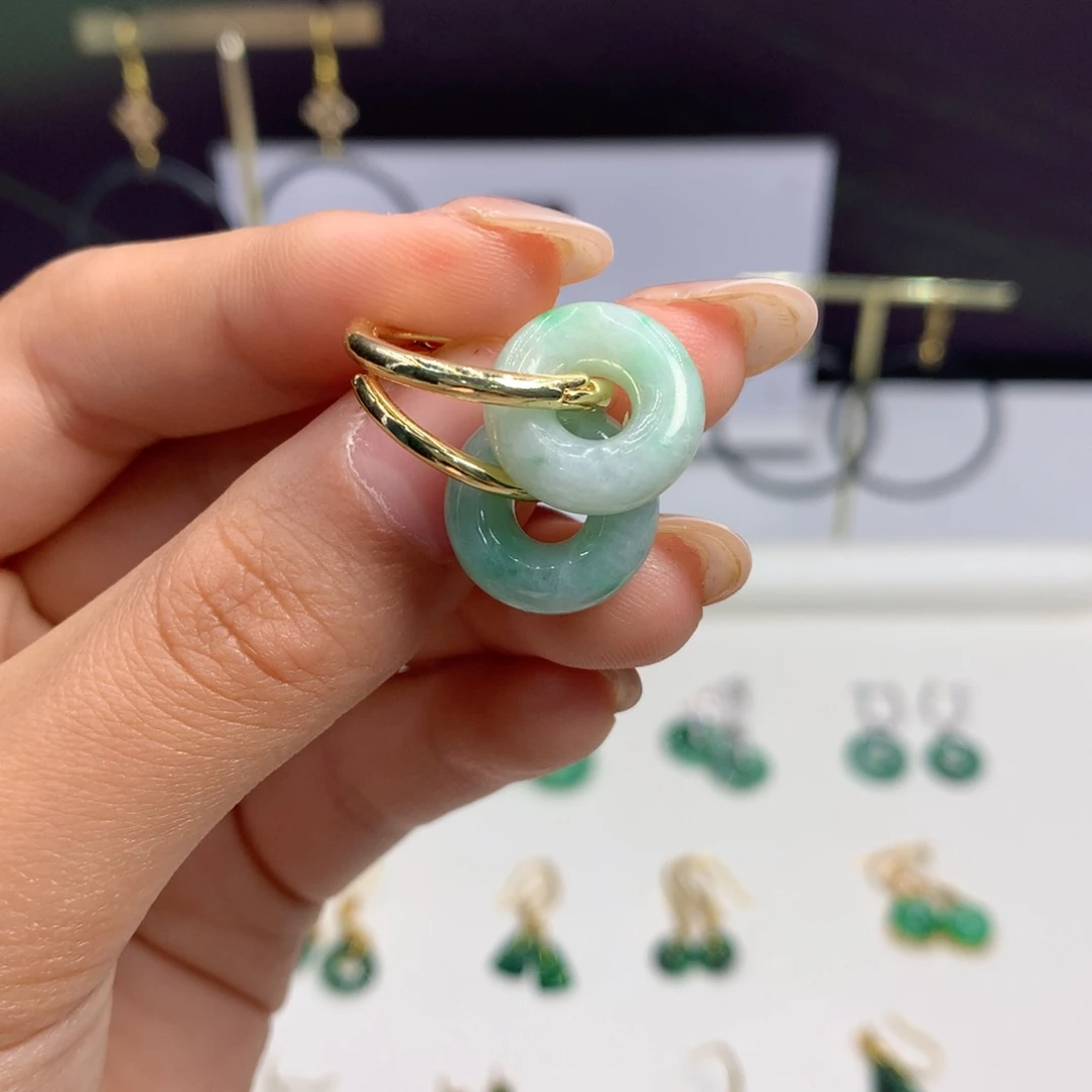 翡翠未镶嵌耳饰耳饰
