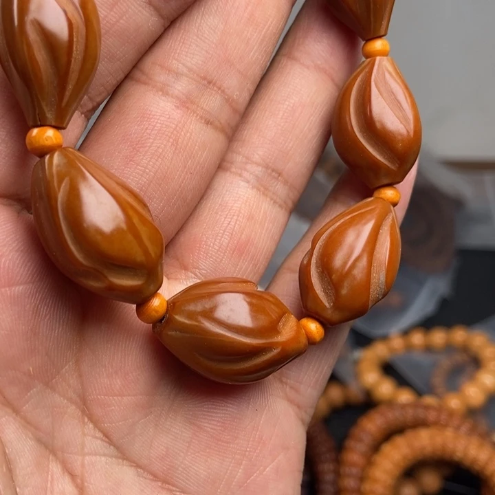 猴头核桃吊坠文玩手串