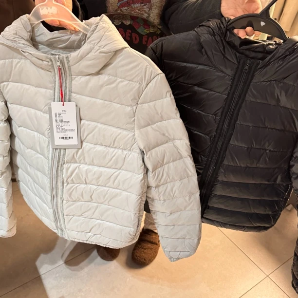 【刘噗噗】品牌单~排骨连帽羽绒服~黑灰（尺码偏小7745）