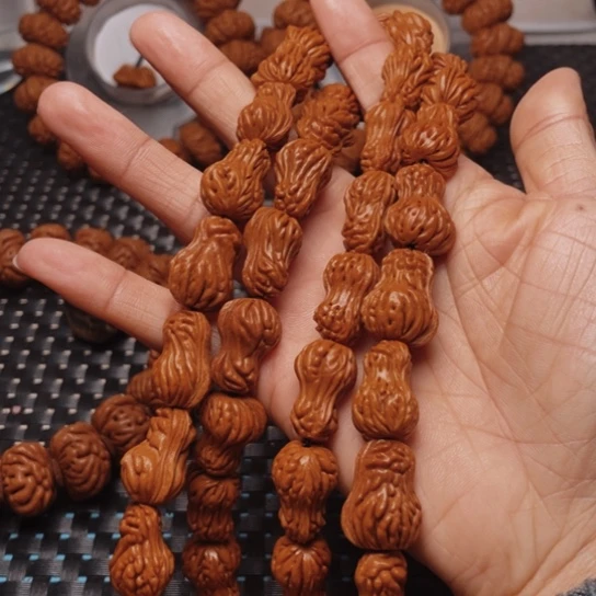 桃核手串龙纹桃核