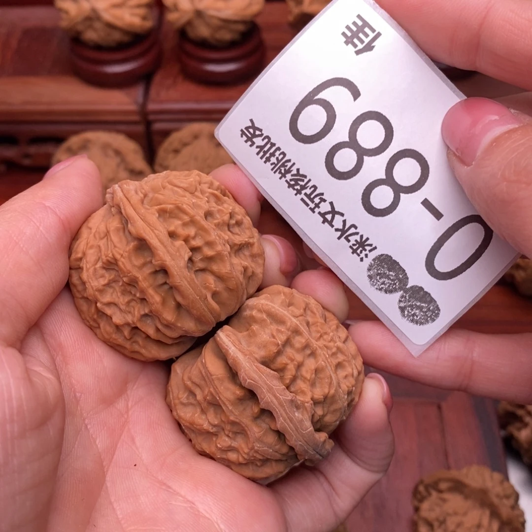 文玩核桃把件38球白