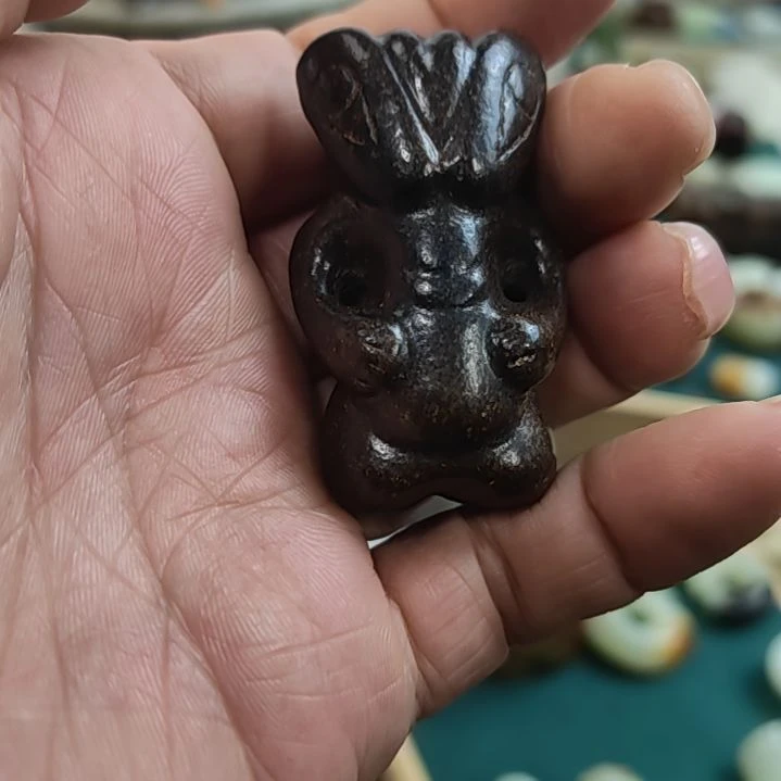 和田玉（糖玉）未镶嵌挂件