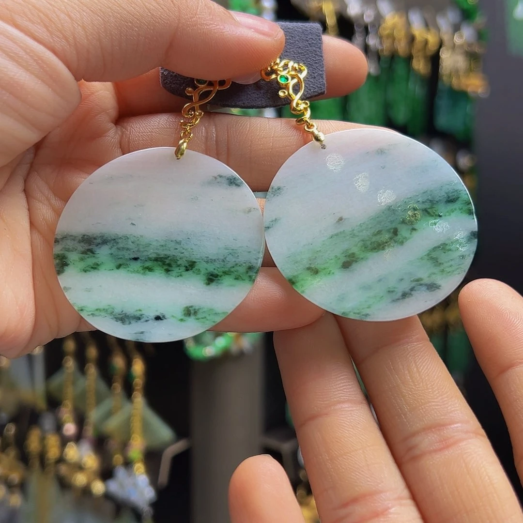 未镶嵌翡翠耳饰翡翠