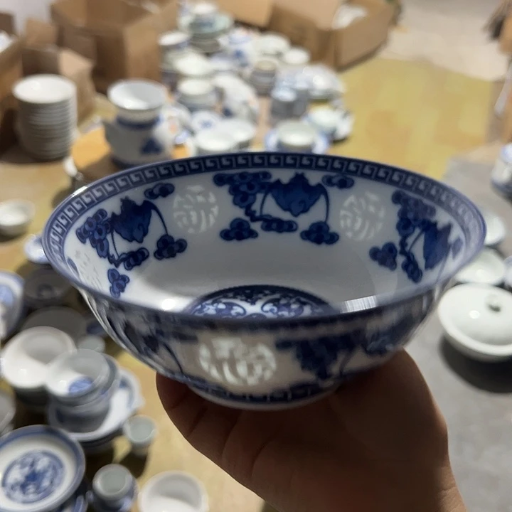 7寸的雕刻五福面碗