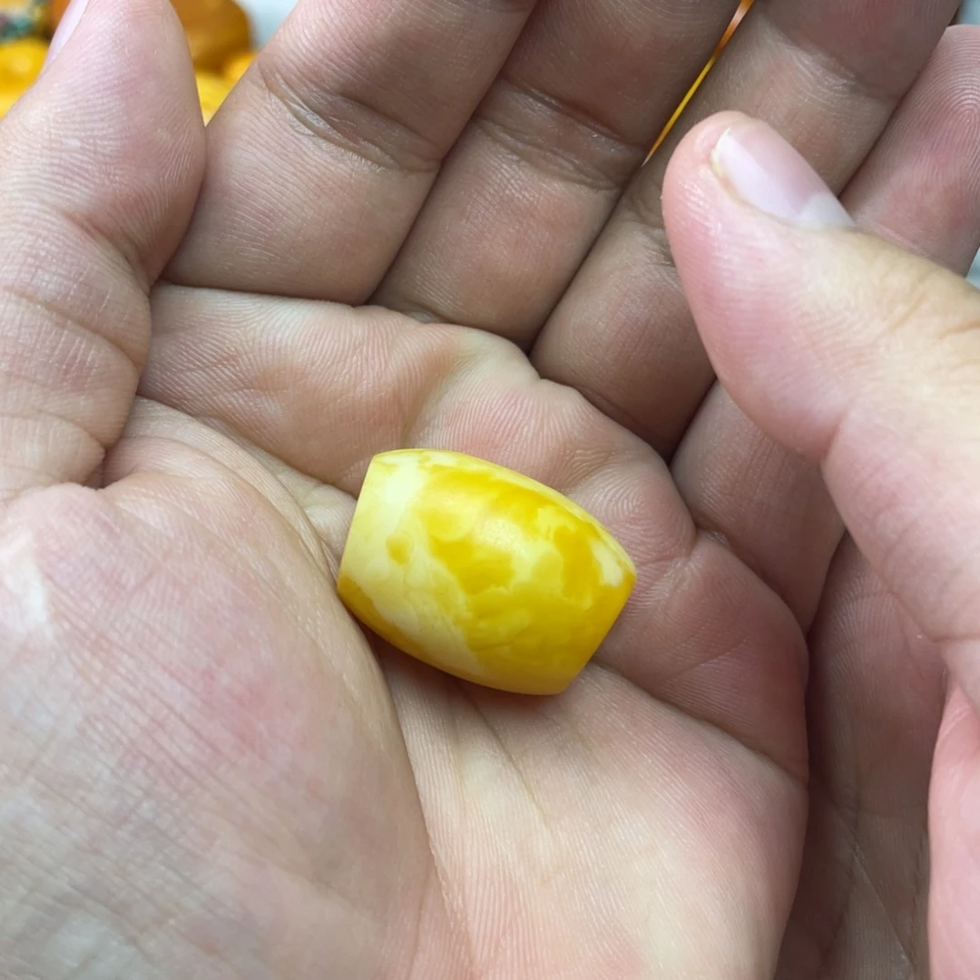 琥珀未镶嵌吊坠(不含链)