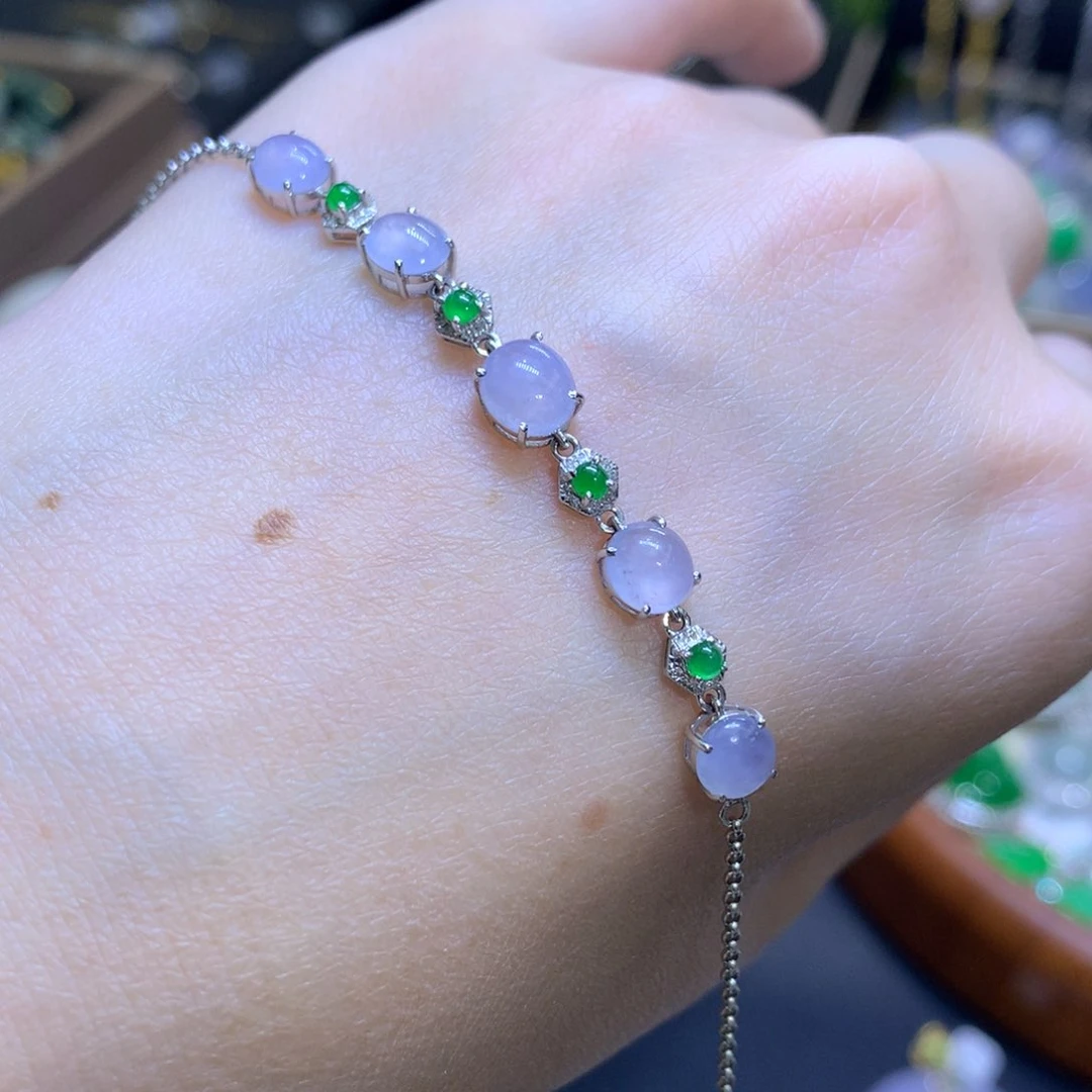 颈饰足金镶嵌翡翠