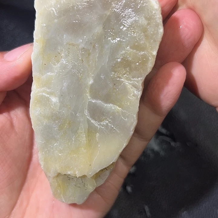 和田玉（糖玉）未镶嵌手镯