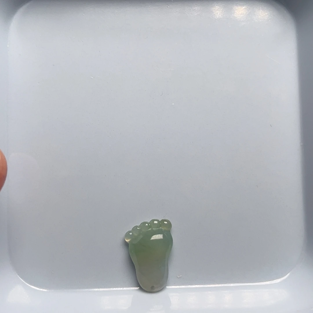 翡翠未镶嵌颈饰天然翡翠