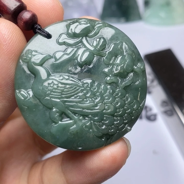 颈饰未镶嵌翡翠翡翠