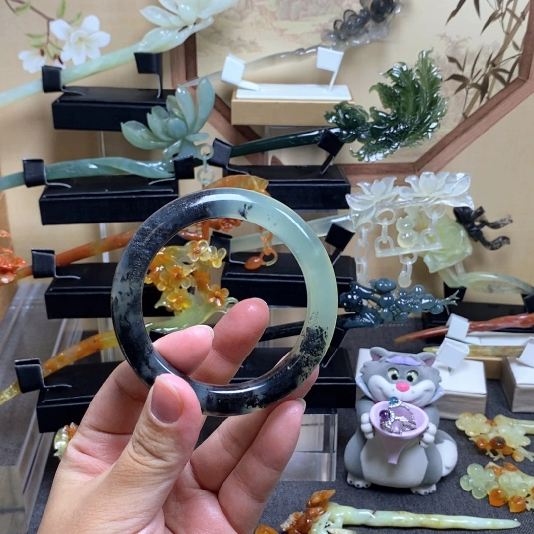 蛇纹石玉手镯合金佑**贝