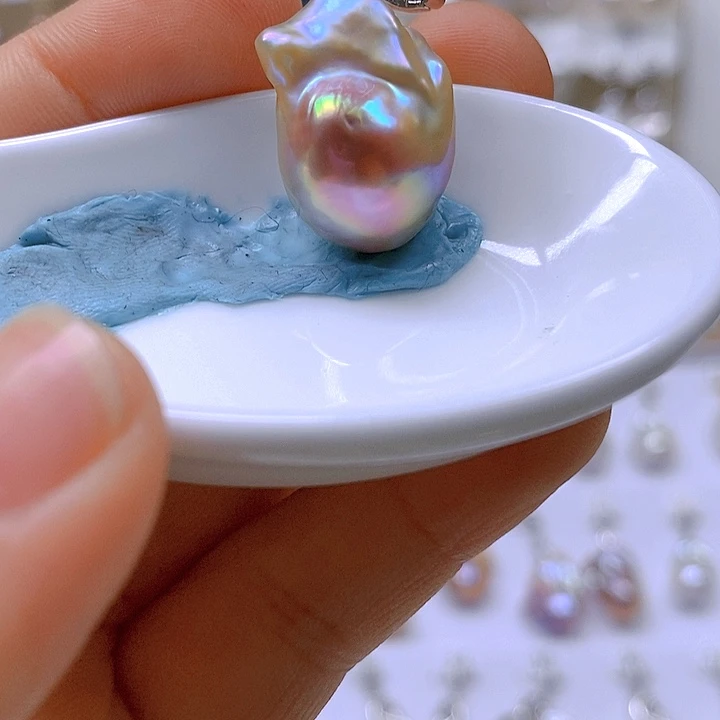 淡水珍珠颈饰合金