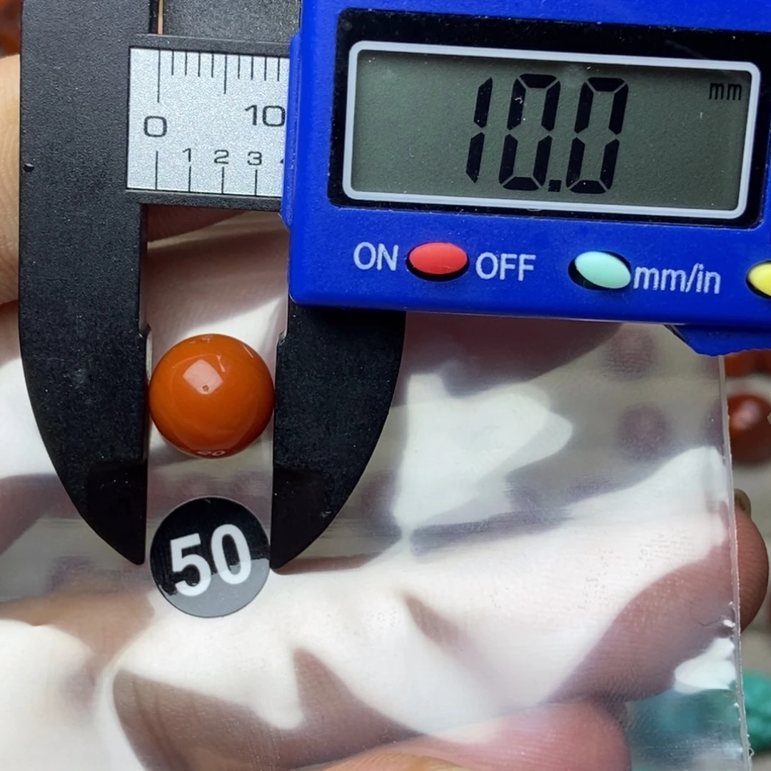 南红玛瑙未镶嵌南红玛瑙有瑕疵