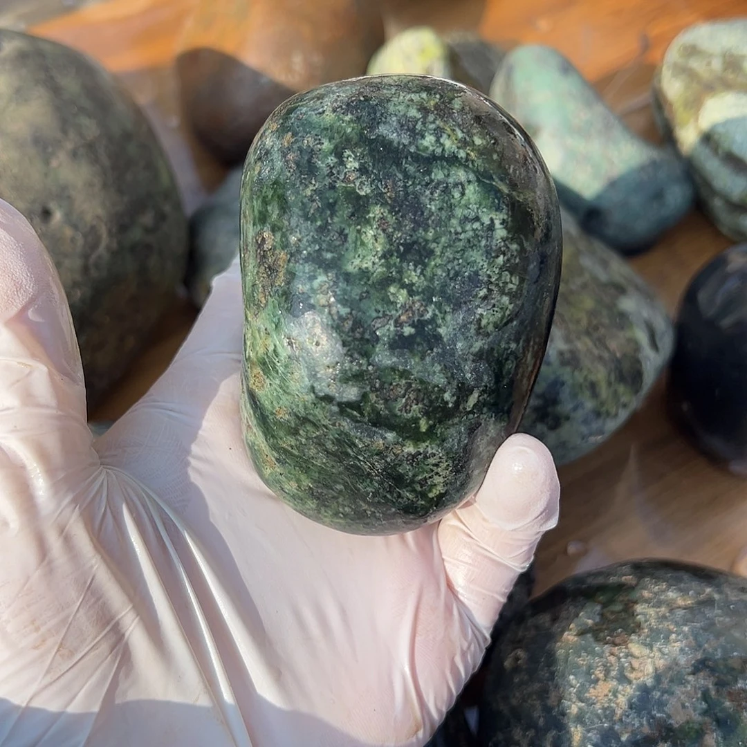 未镶嵌蛇纹石玉西藏藏玉药王石自*风