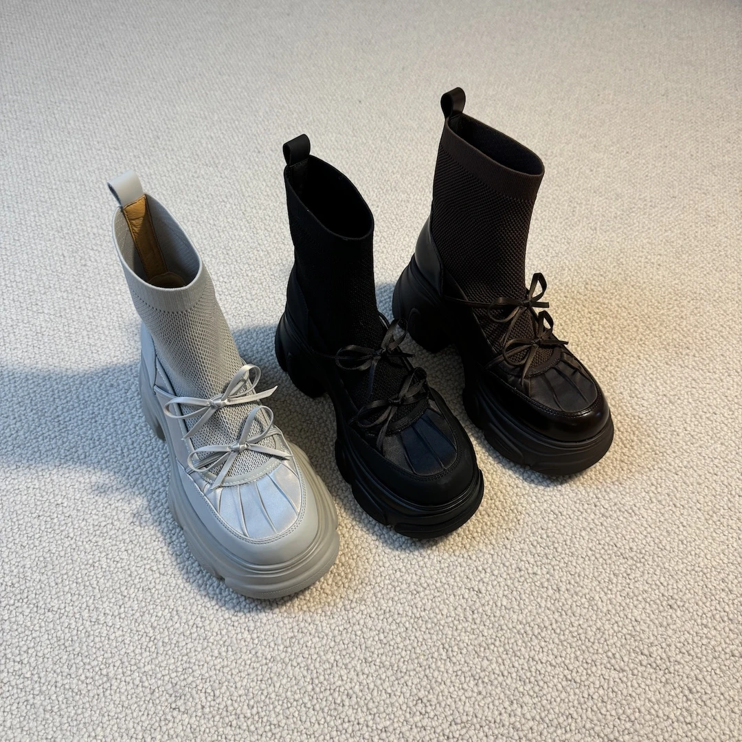 六也「松糕针织」蝴蝶结圆头厚底真皮粗跟甜酷弹力瘦瘦袜靴L1007