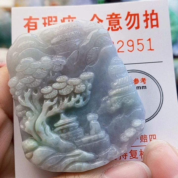 吊坠(不含链)未镶嵌翡翠