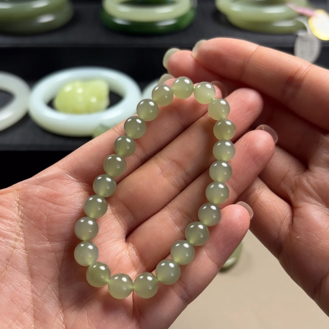 颈饰未镶嵌和田玉卡8