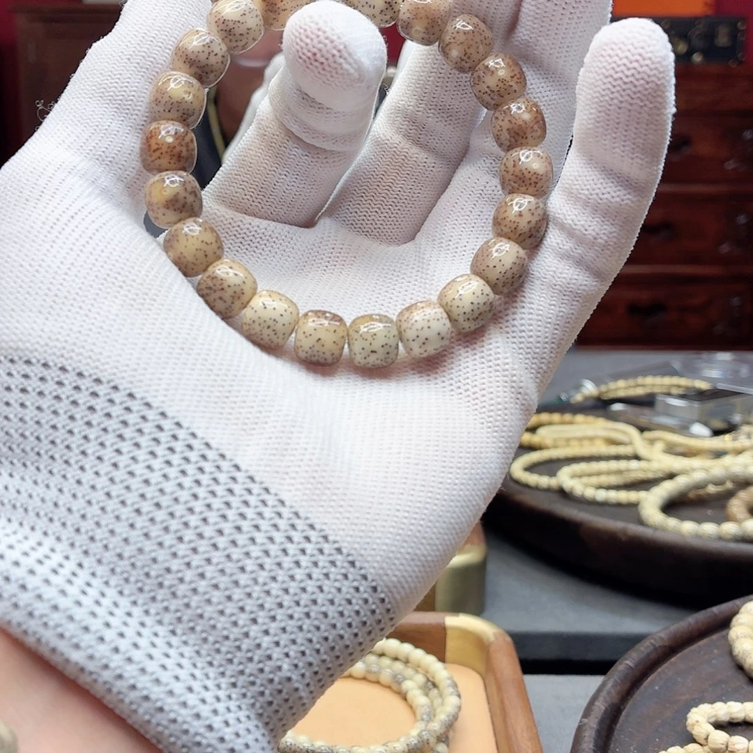 吊坠星月菩提一物一图，42号