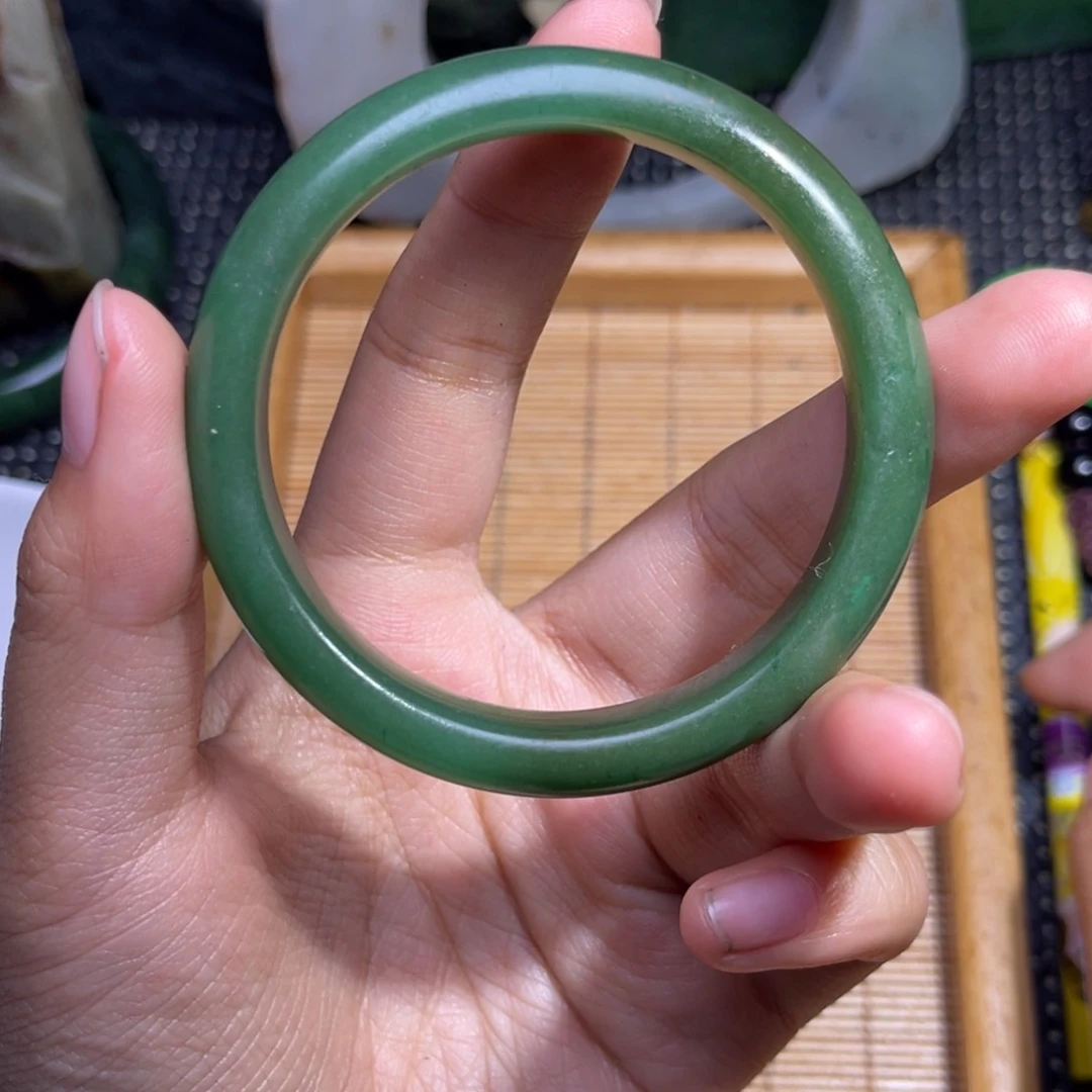 未镶嵌和田玉珠宝半成品