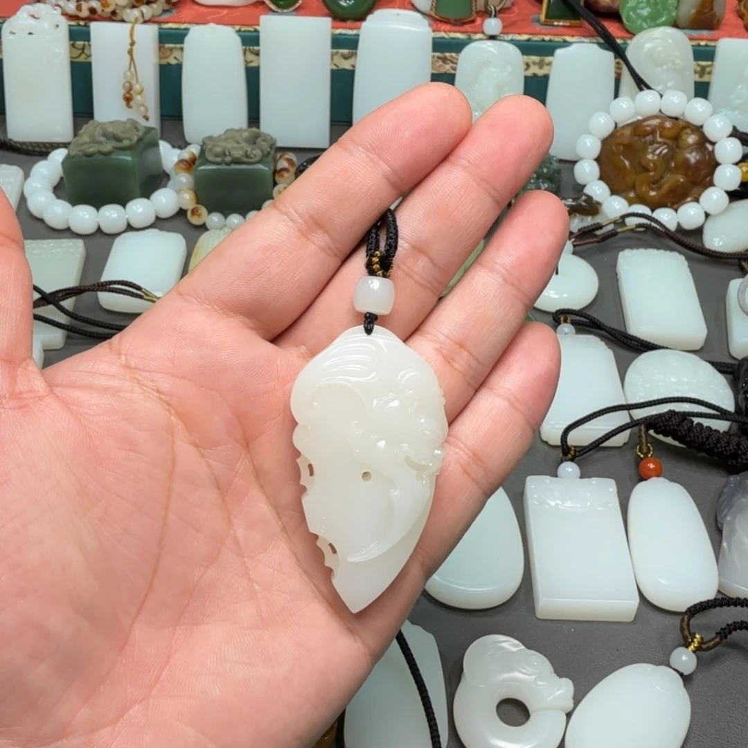 和田玉未镶嵌吊坠(不含链)