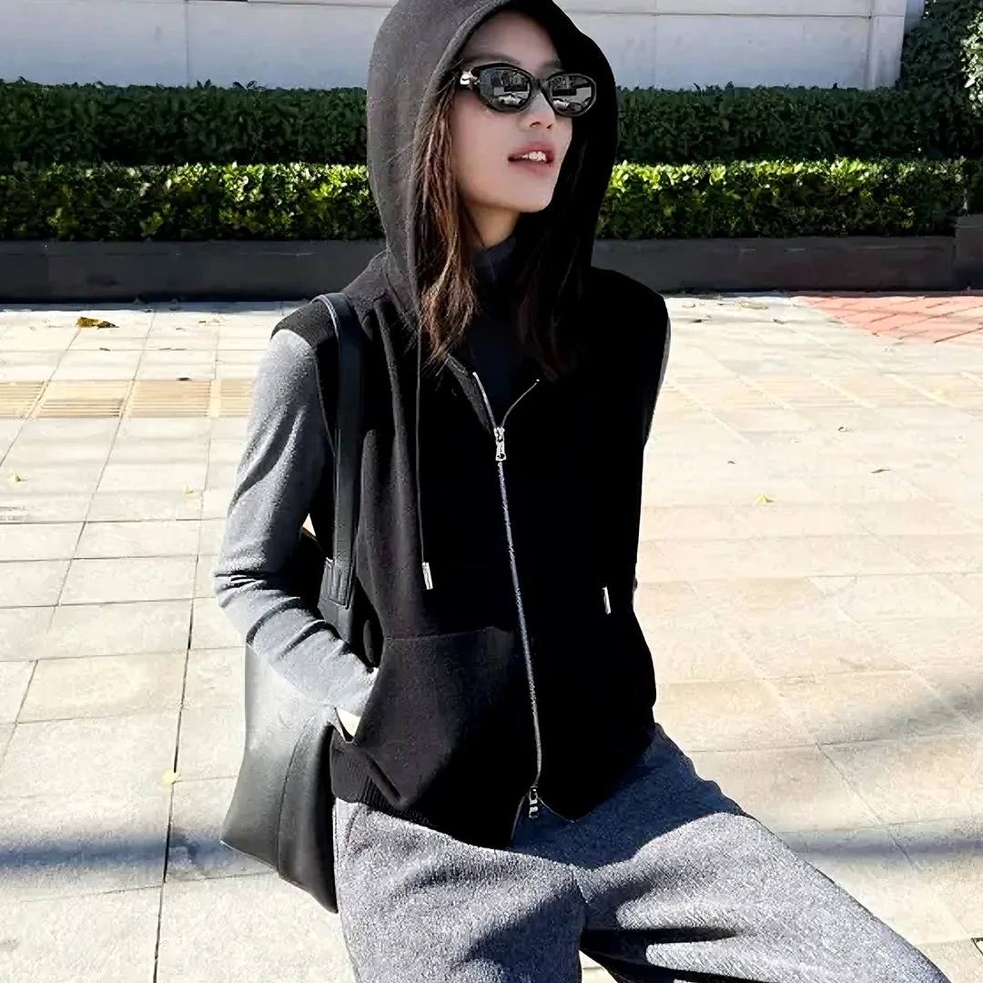 AMASS/阿玛施秋冬穿搭学院风减龄叠穿抽绳连帽羊毛针织马甲548050