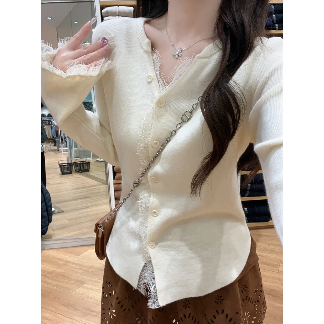 2025秋冬韩版纯欲蕾丝拼接喇叭袖安迪绒厚款长袖针织开衫毛衣女