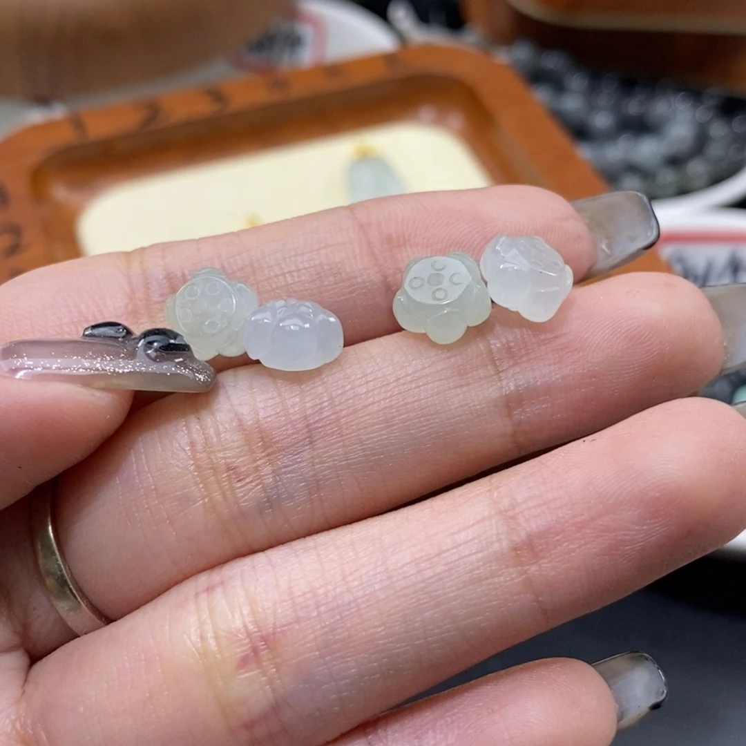 翡翠颈饰未镶嵌我*说4颗