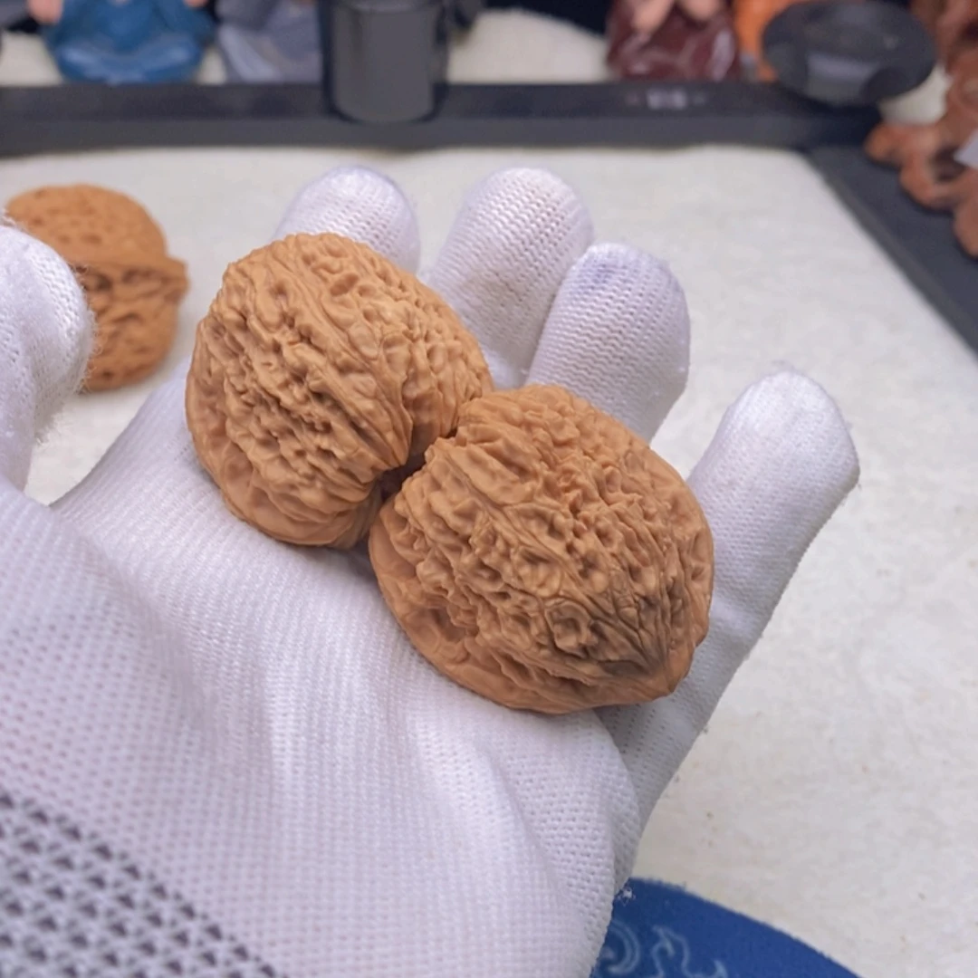 文玩核桃把件上**路文玩核桃