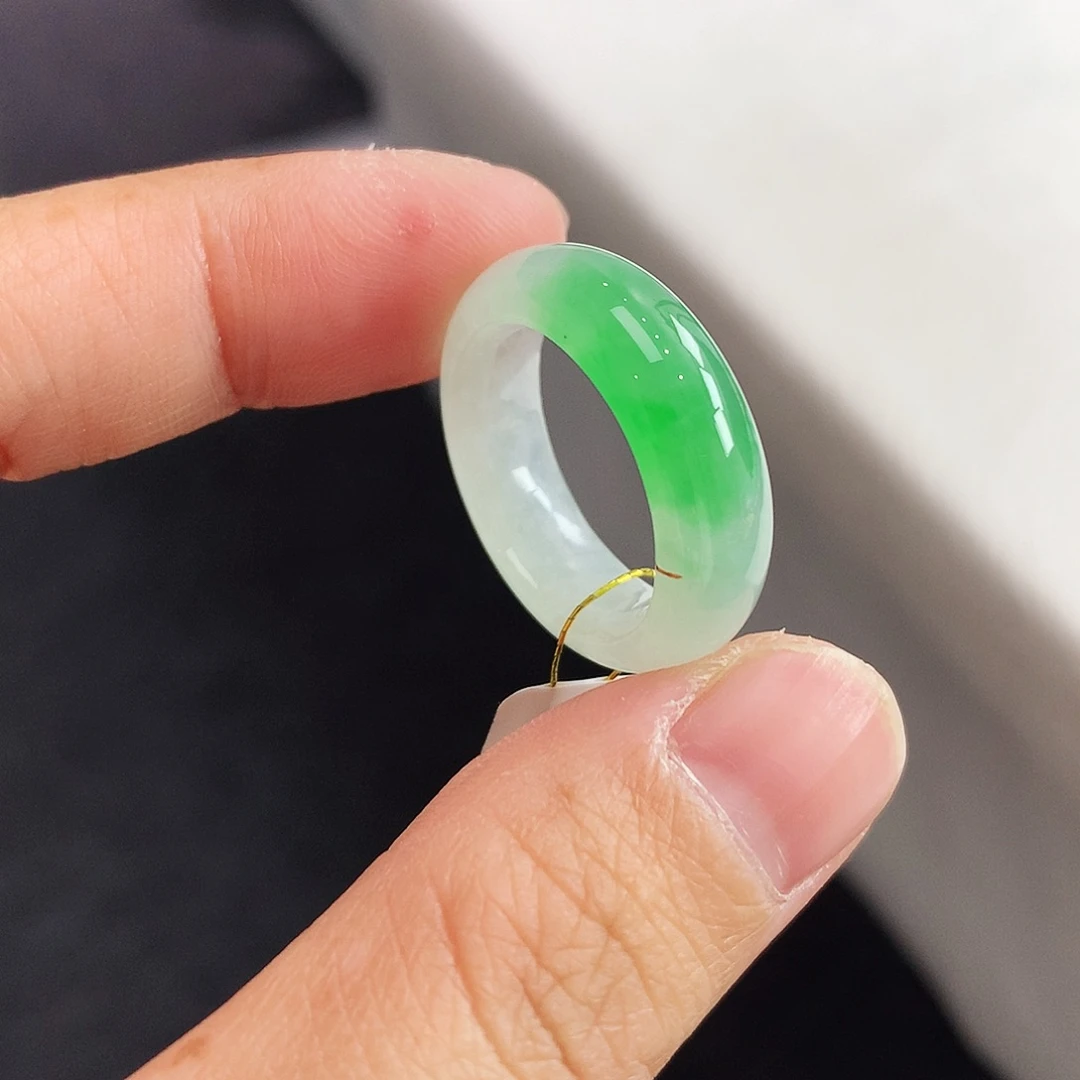 翡翠未镶嵌戒指15号