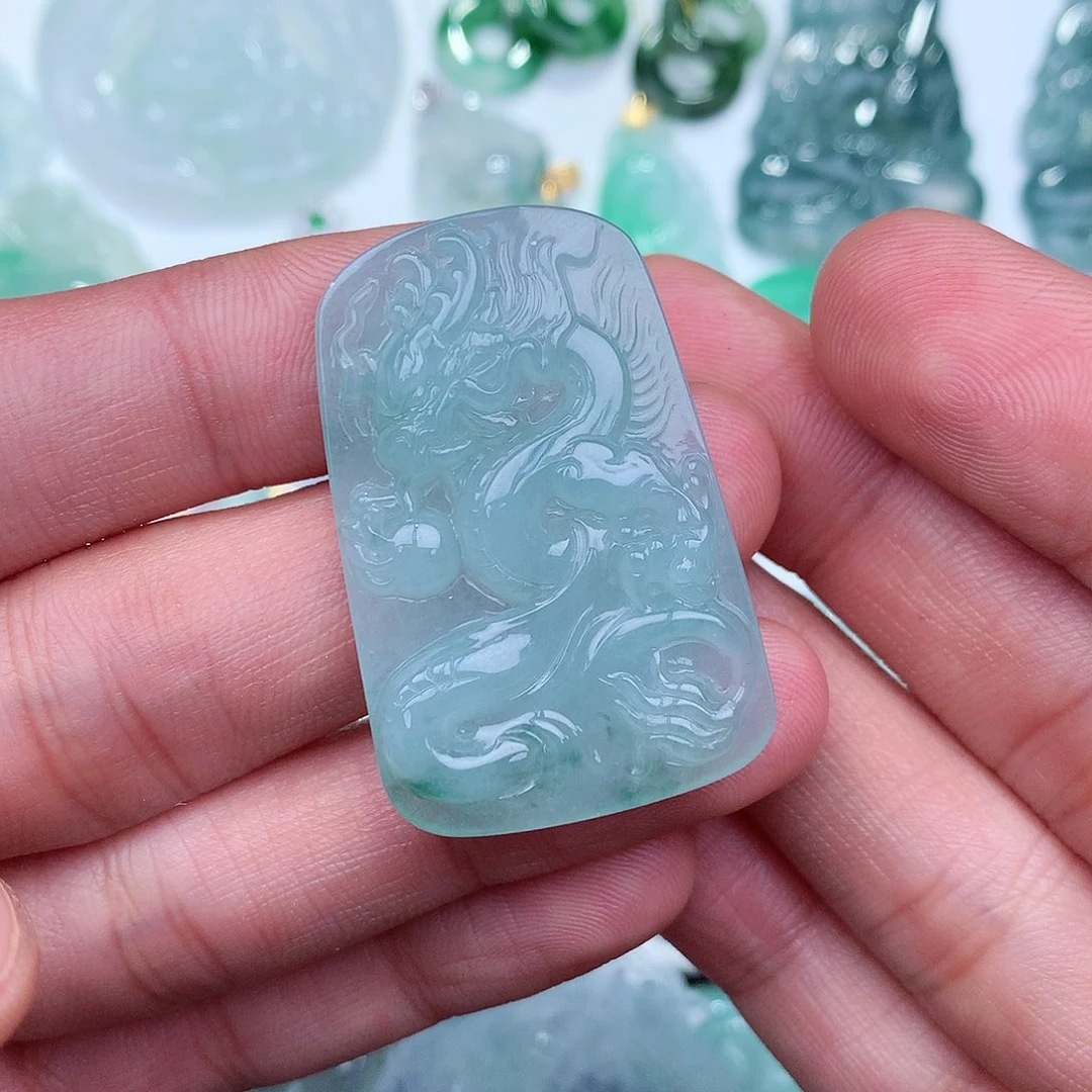 翡翠吊坠(不含链)未镶嵌