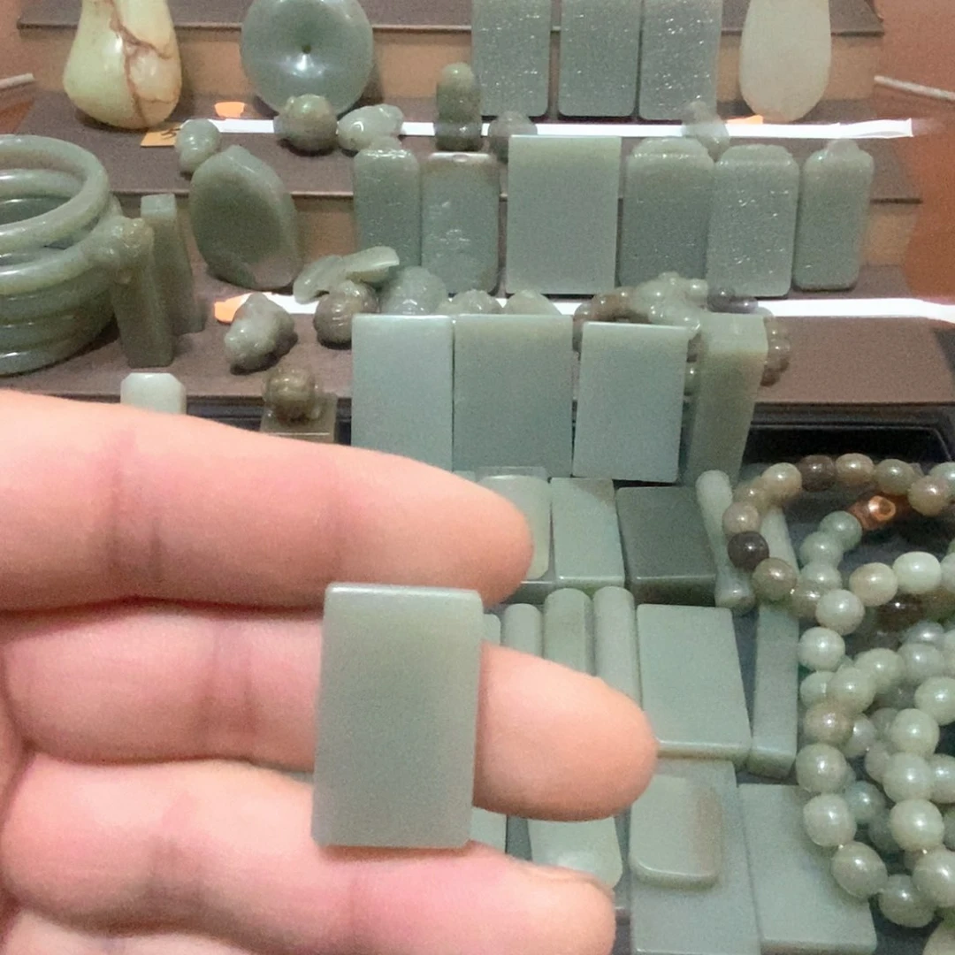 和田玉颈饰未镶嵌回**前1