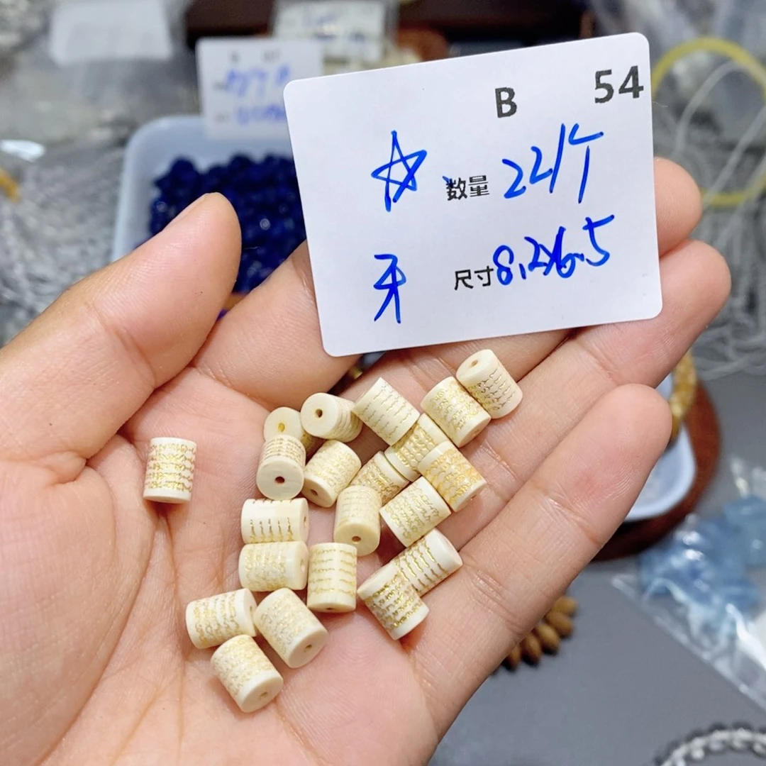 银S925镶嵌颈饰水晶B54。一个