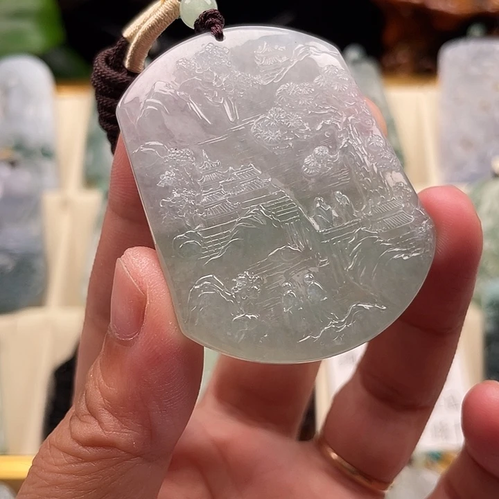 翡翠未镶嵌颈饰玉