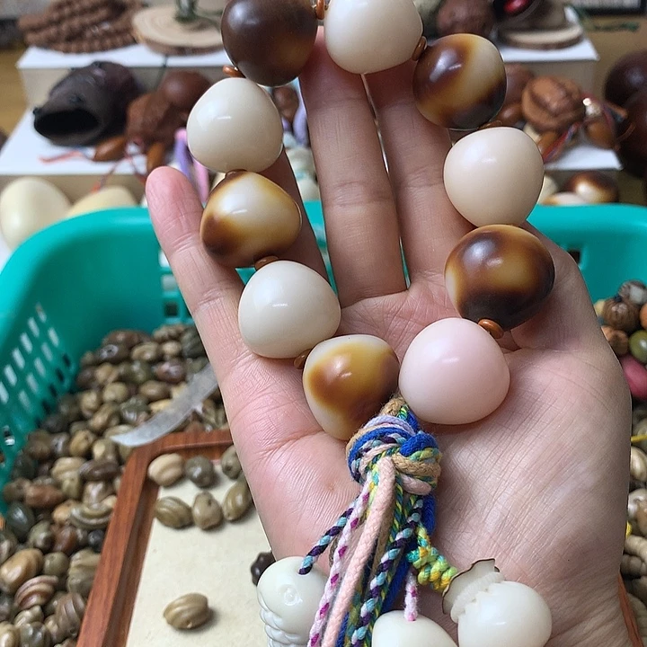 千眼菩提吊坠混搭佛心果手持