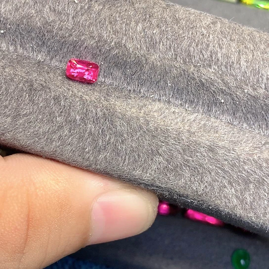 红宝石裸石红宝石