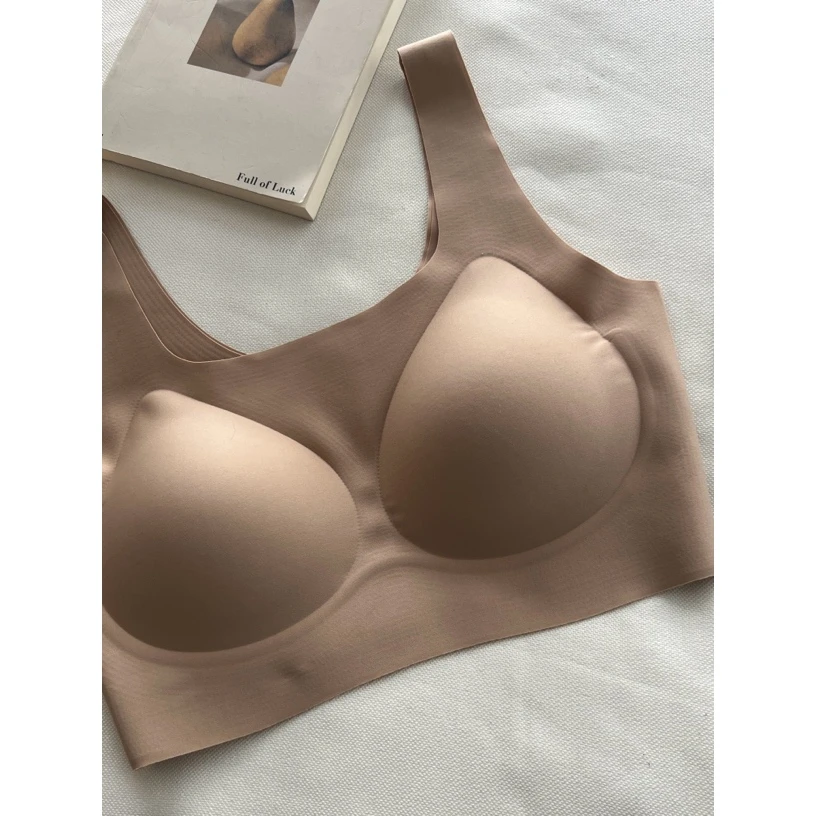 实用好穿橡皮擦内衣云感打底背心款bar深肤色隐形内衣