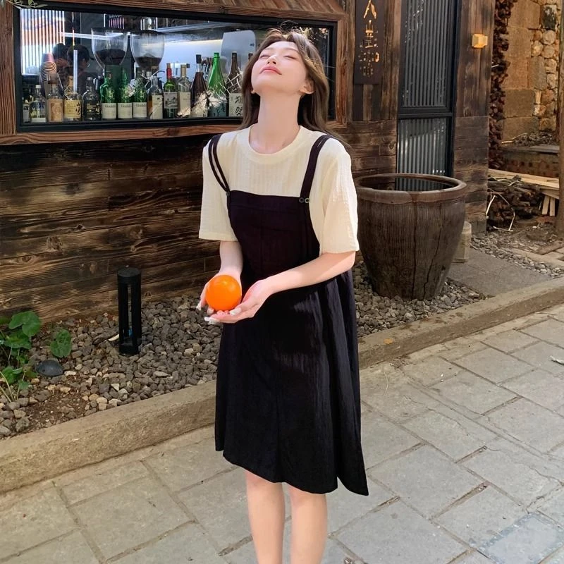 设计感拼色假两件背带连衣裙女夏季韩版宽松遮肉显瘦气质T恤裙子