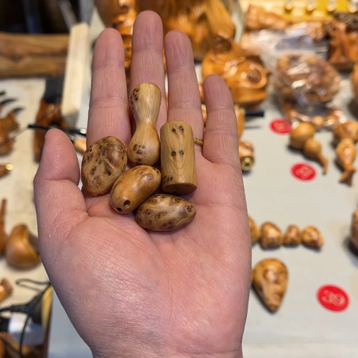 柏木洪***坊崖贤居手工制作