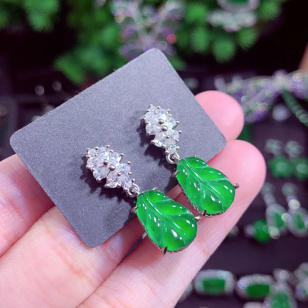 颈饰未镶嵌翡翠天然