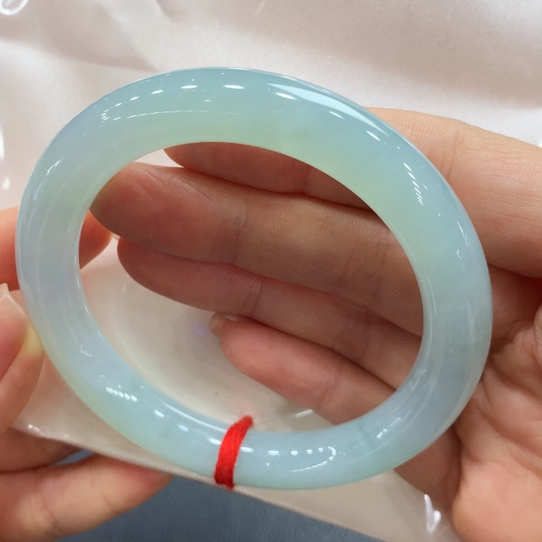 翡翠未镶嵌手镯59.5圆条两天鉴赏