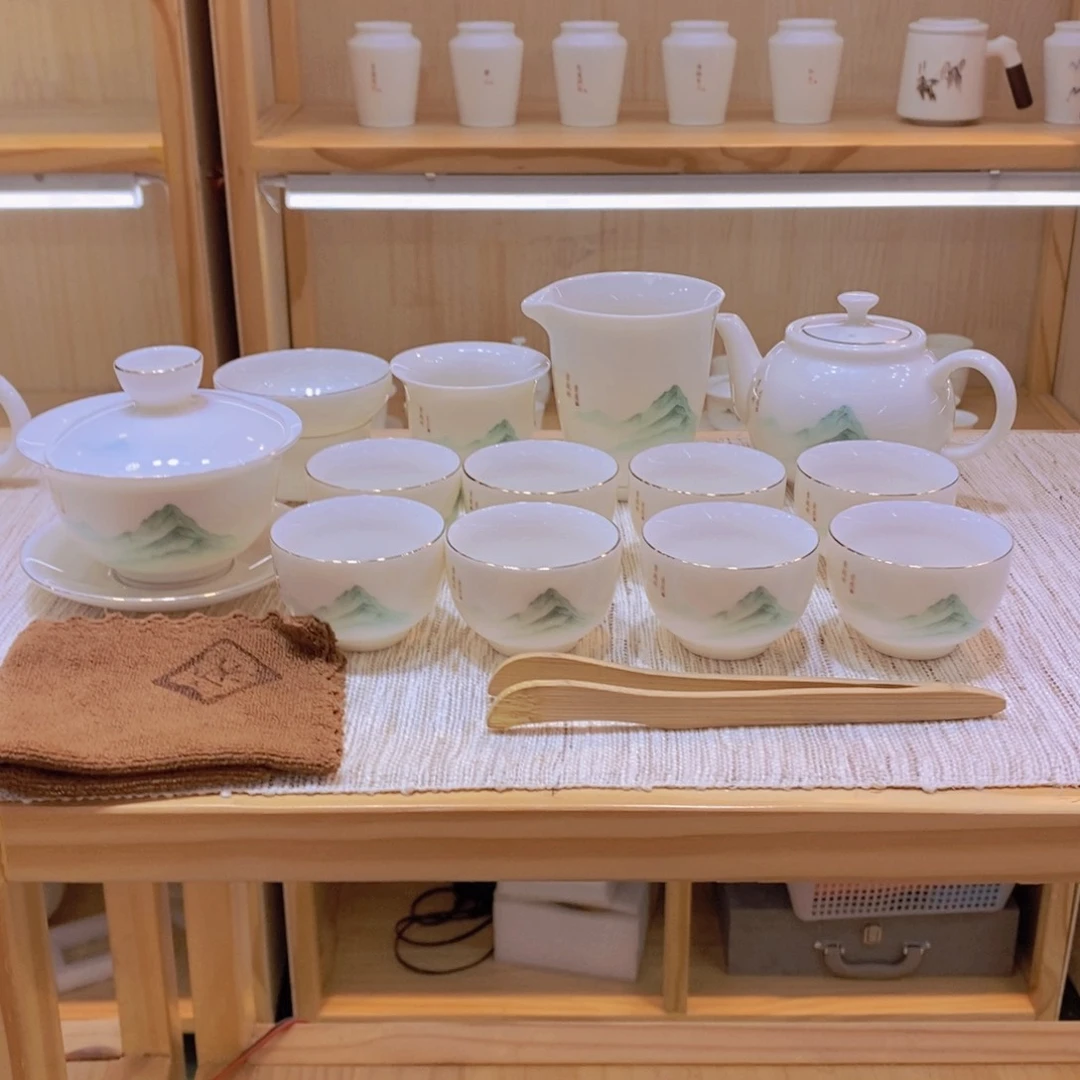 不止中国白羊脂玉瓷