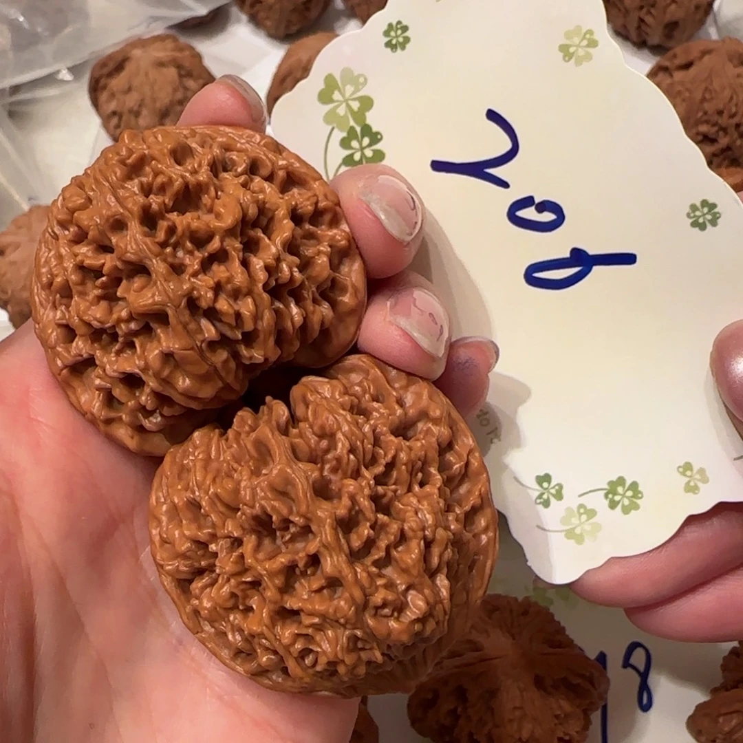 文玩核桃吊坠206号满天星4.4