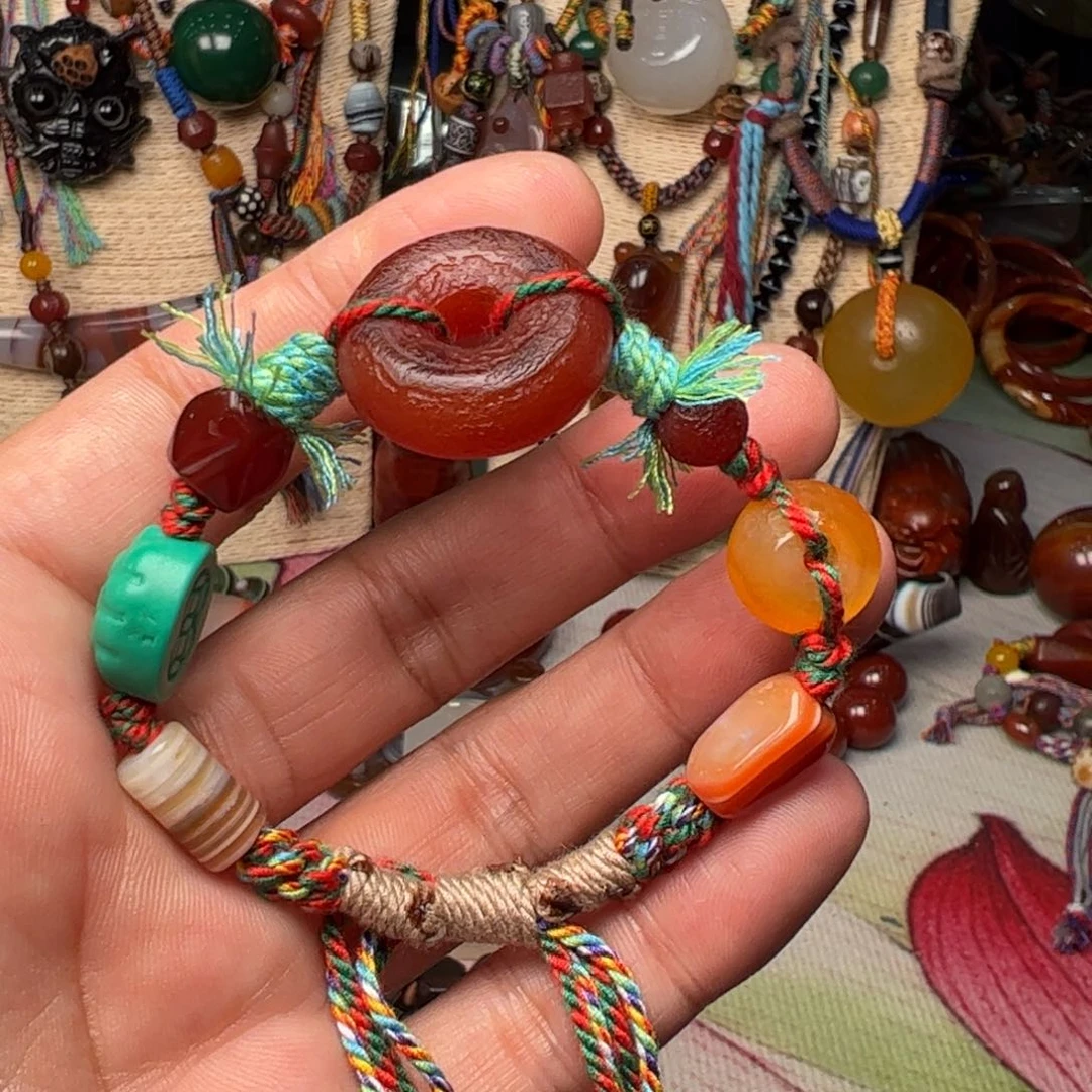 玛瑙/玉髓颈饰未镶嵌